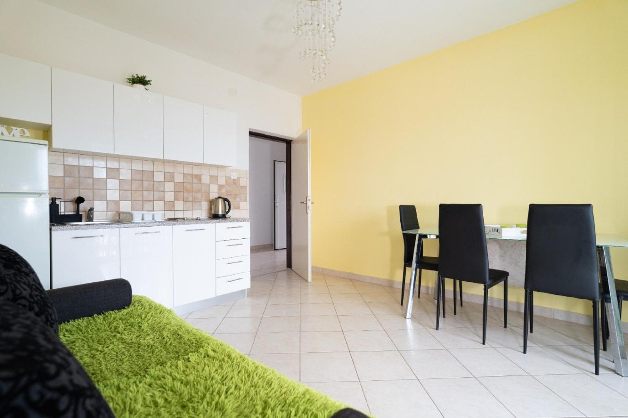 Apartments Milic Gornji Karin Oda fotoğraf