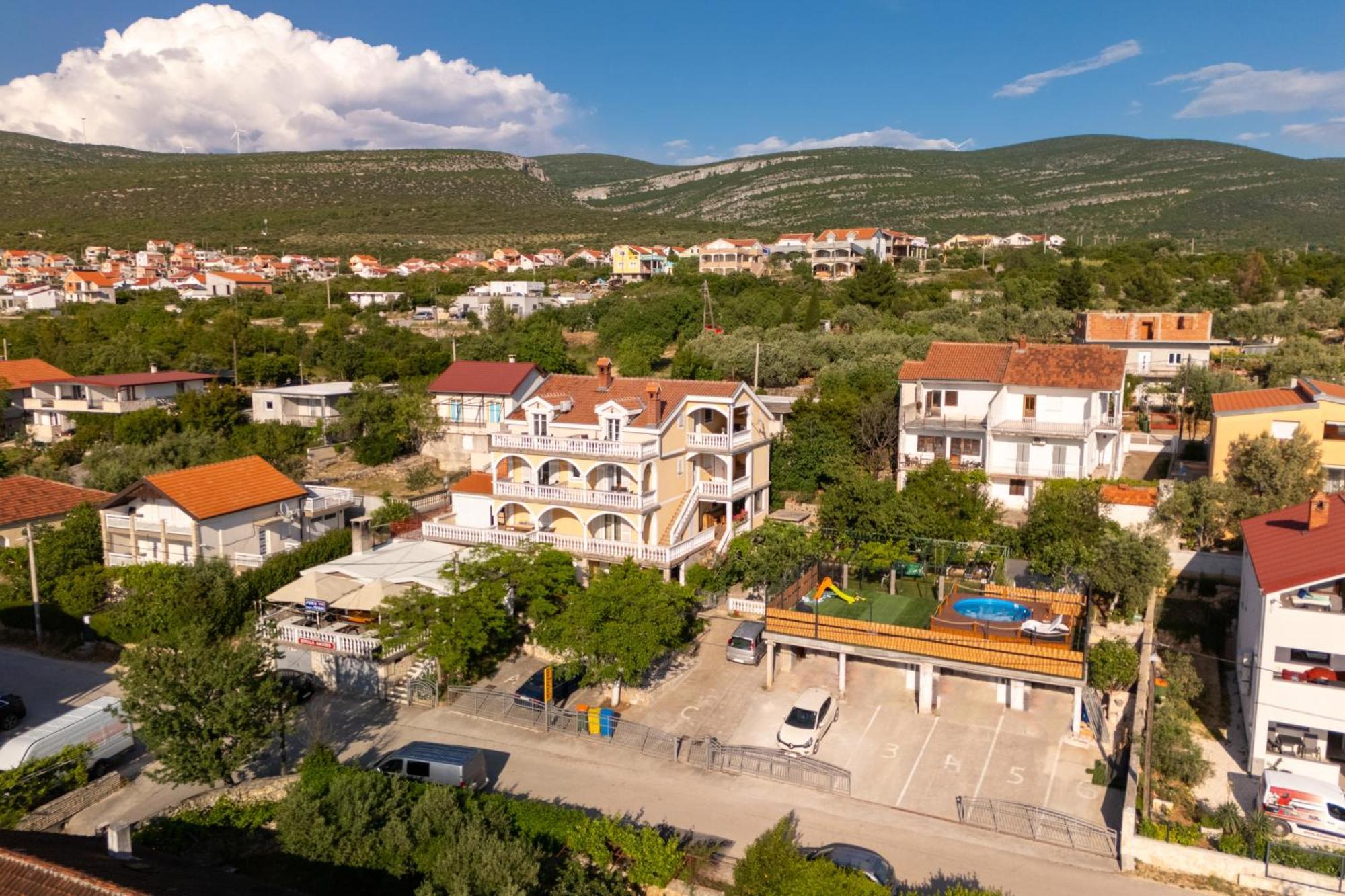 Apartments Milic Gornji Karin Dış mekan fotoğraf